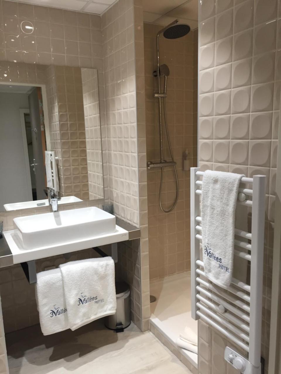 Hotel Les 3 Vallees Saran Dış mekan fotoğraf